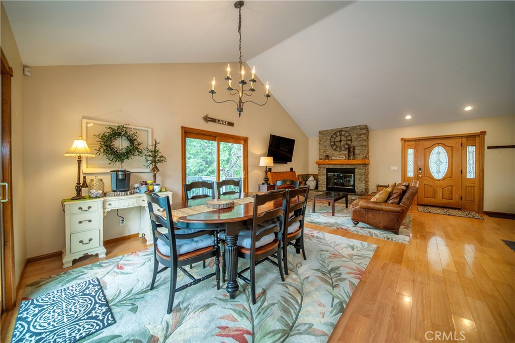 27391 Cottonwood Lane Property Photo 3