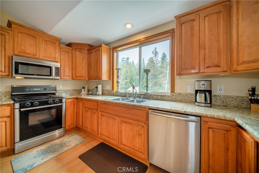 27391 Cottonwood Lane Property Photo 8