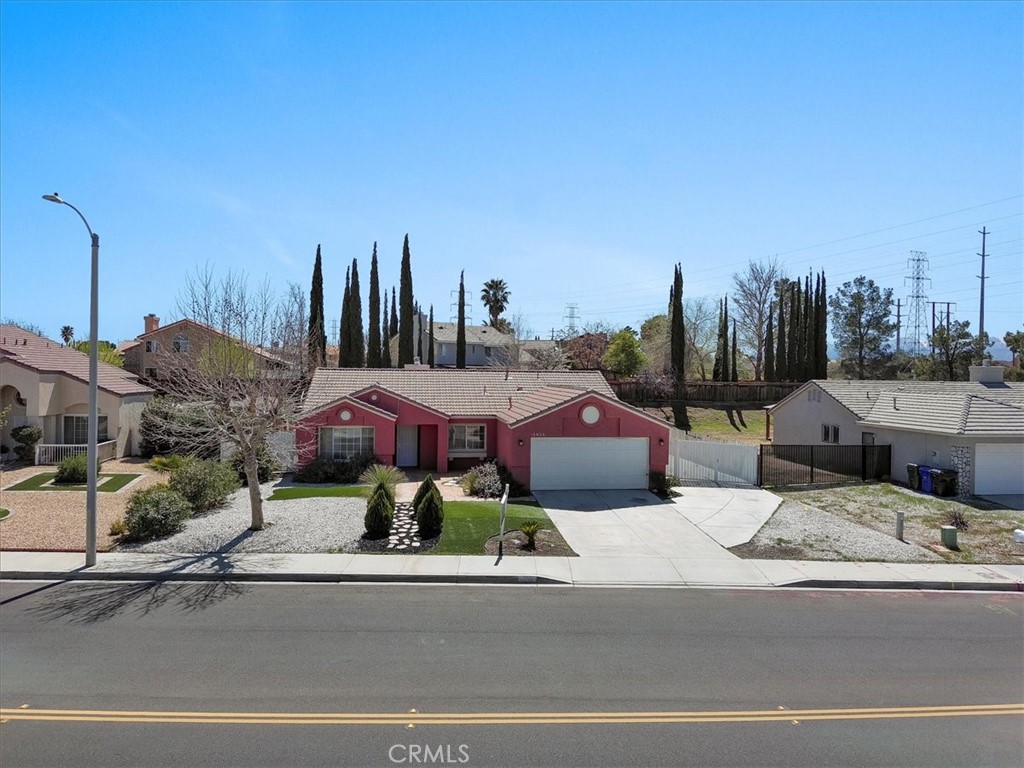 12925 Luna Road Property Photo