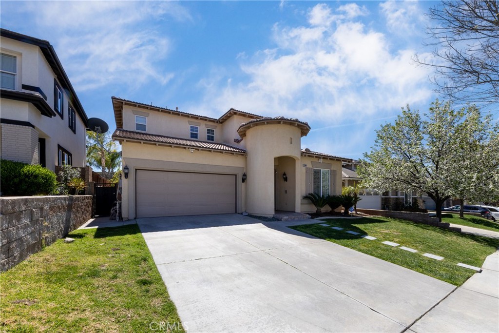 33991 Lake Breeze Drive Property Photo 2