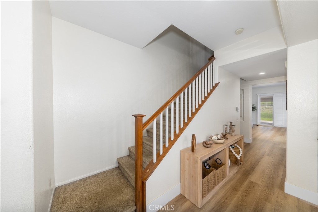 33991 Lake Breeze Drive Property Photo 10