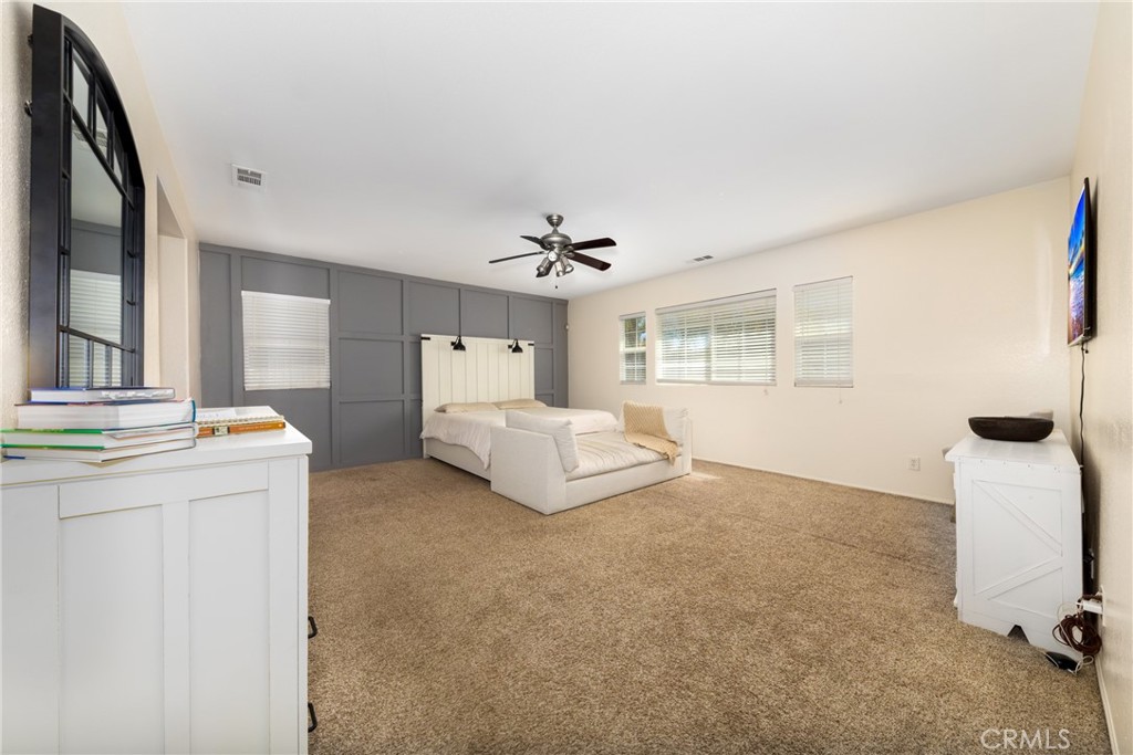 33991 Lake Breeze Drive Property Photo 27
