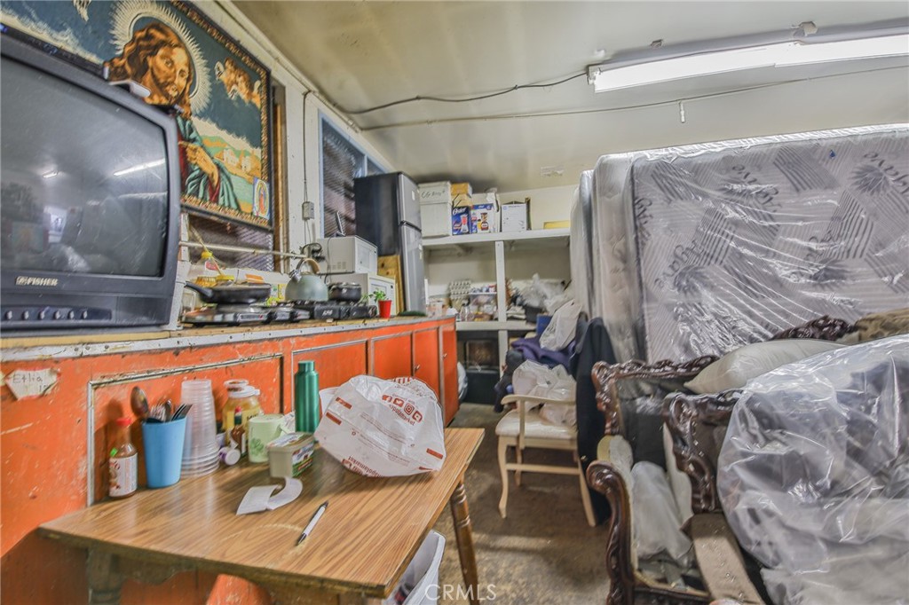 1731 Firestone Boulevard Property Photo 32