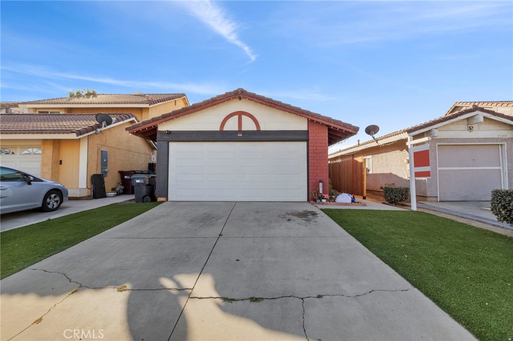 23407 Rolanda Drive Property Photo