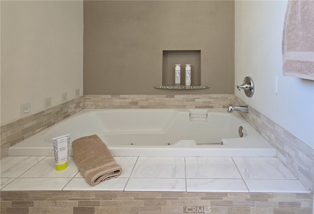 5847 Sycamore Avenue Property Photo 31