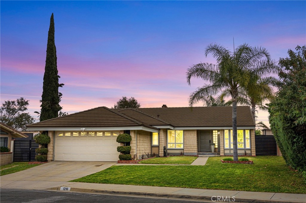 1216 Paseo Gracia Property Photo