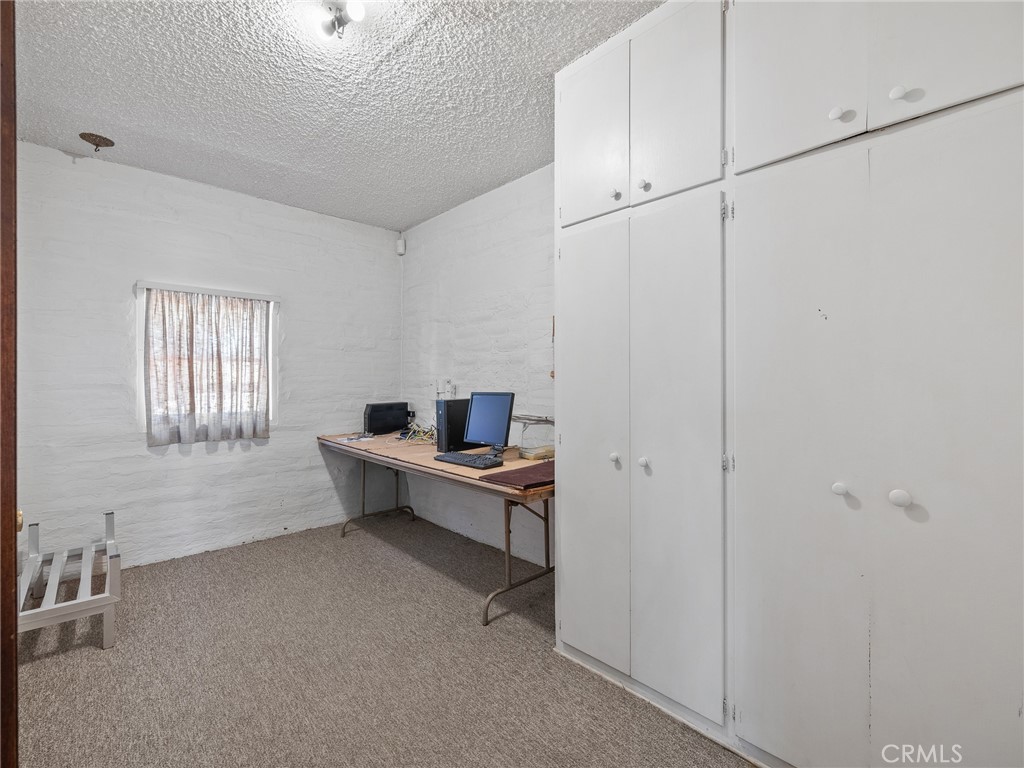 14924 Chamber Lane Property Photo 23