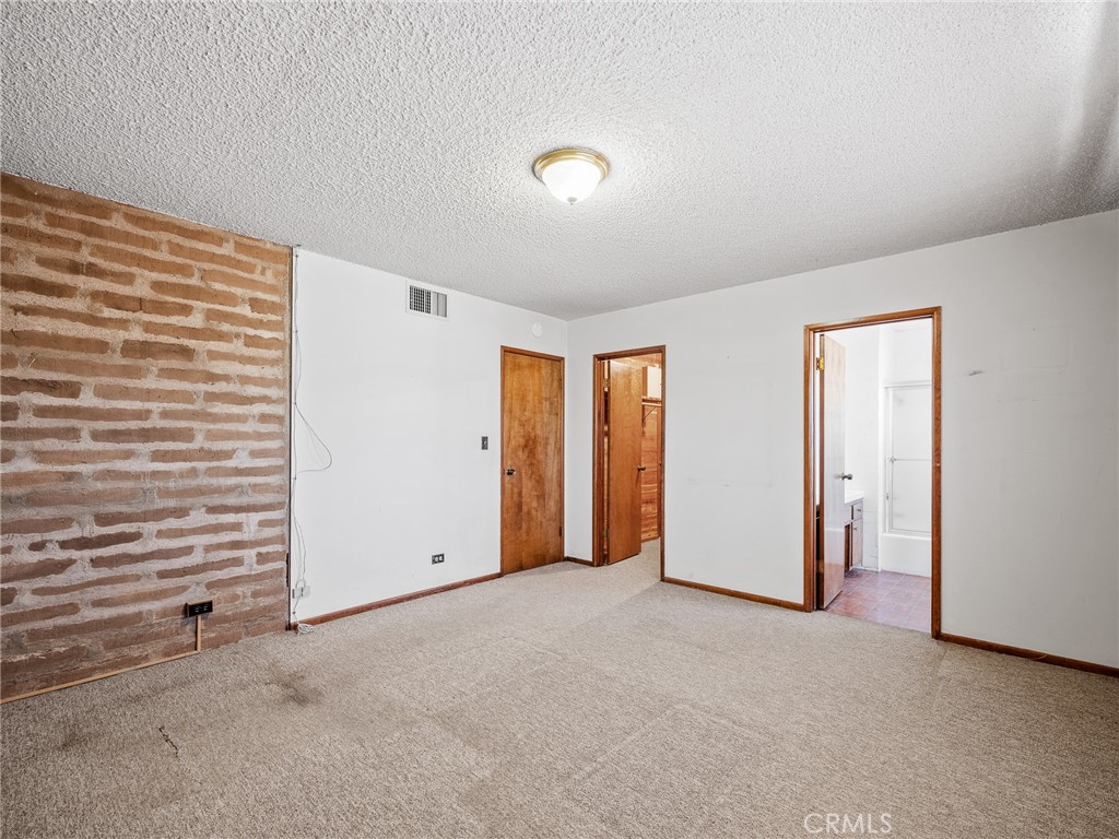 14924 Chamber Lane Property Photo 26