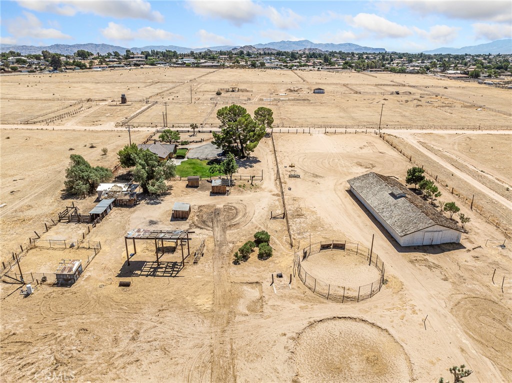 14924 Chamber Lane Property Photo 38