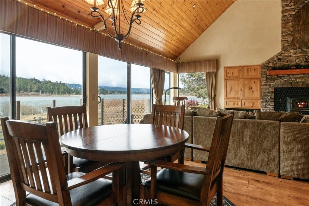 42443 Bear Loop Property Photo 8