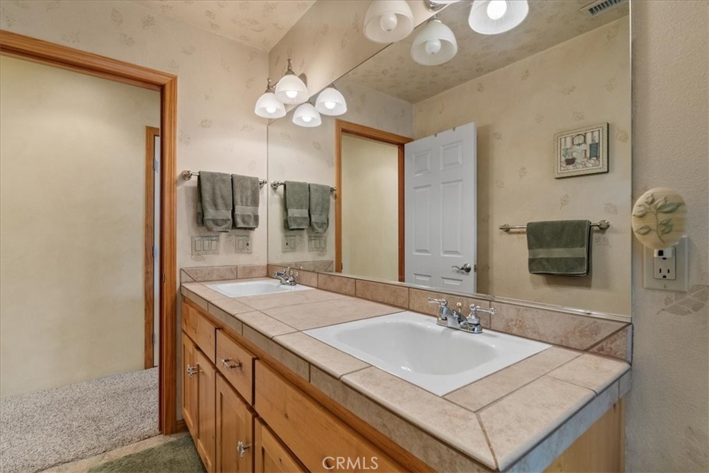 42443 Bear Loop Property Photo 29