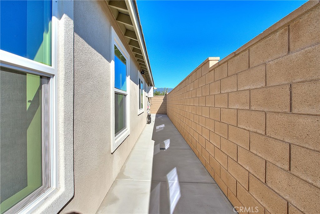 13279 Oatman Property Photo 4