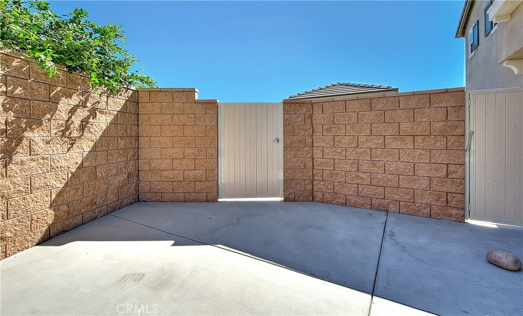 13279 Oatman Property Photo 5