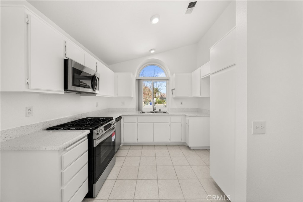 7106 Walcott Place Property Photo 10