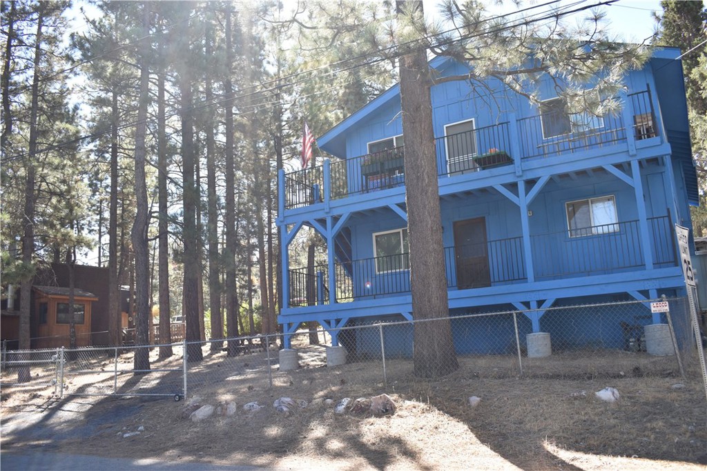 1025 E Big Bear Blvd Property Photo 7