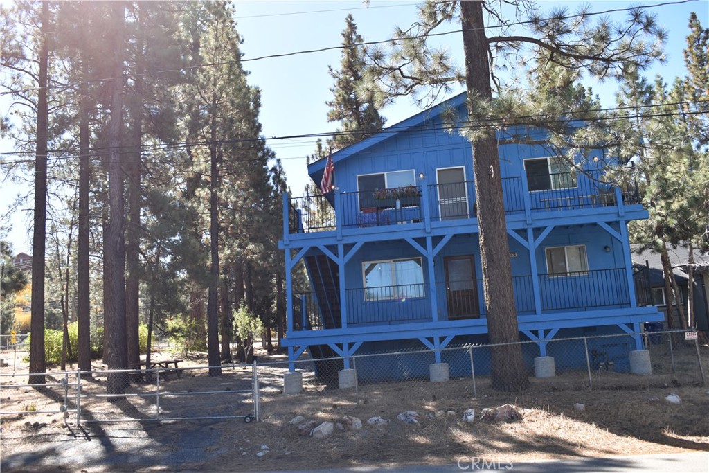 1025 E Big Bear Blvd Property Photo 8