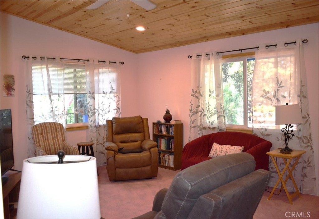 1025 E Big Bear Blvd Property Photo 11