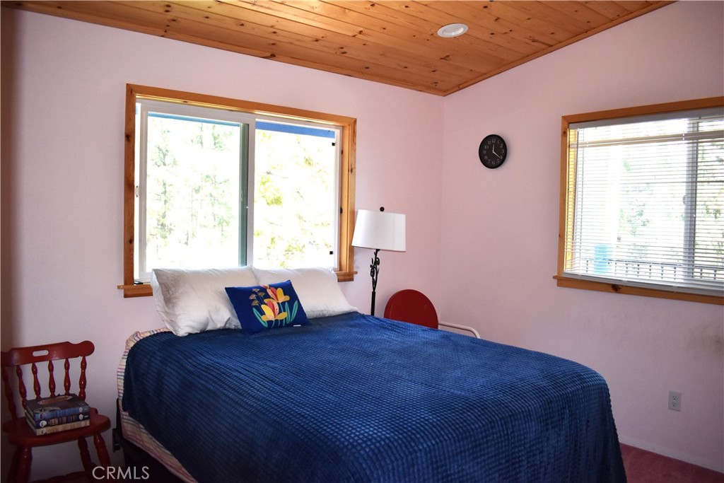 1025 E Big Bear Blvd Property Photo 16