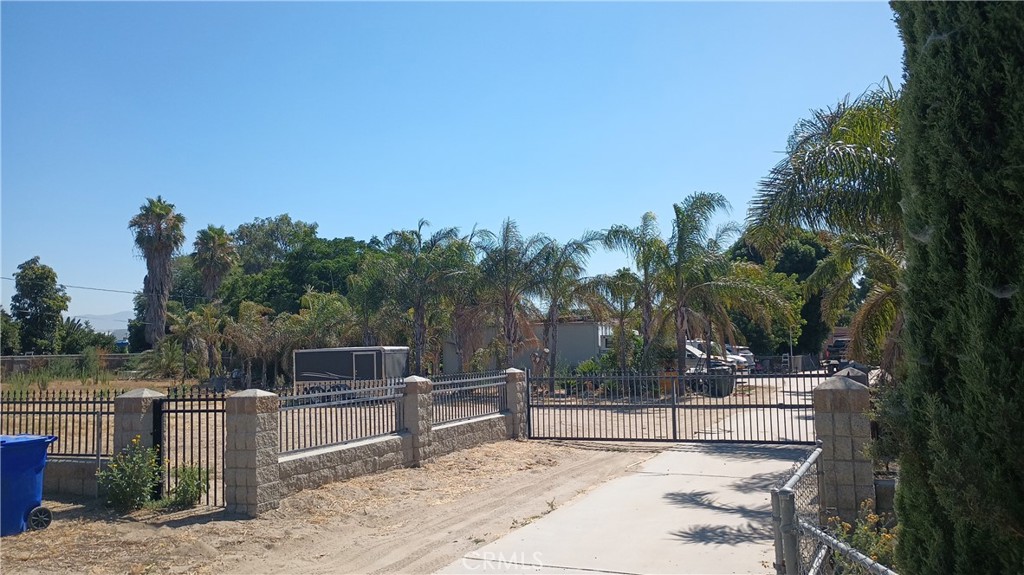 11229 Cypress Avenue Property Photo