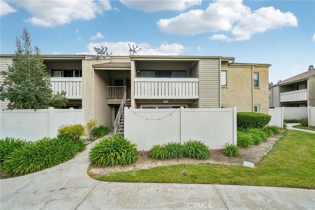 37 Carriage Way Property Photo