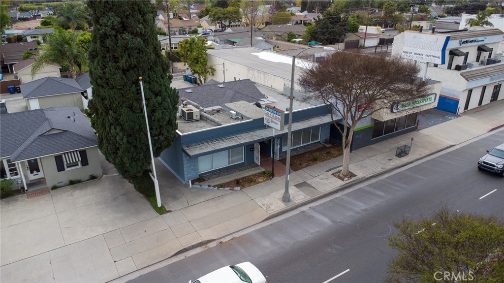 14430 Whittier Boulevard B Property Photo