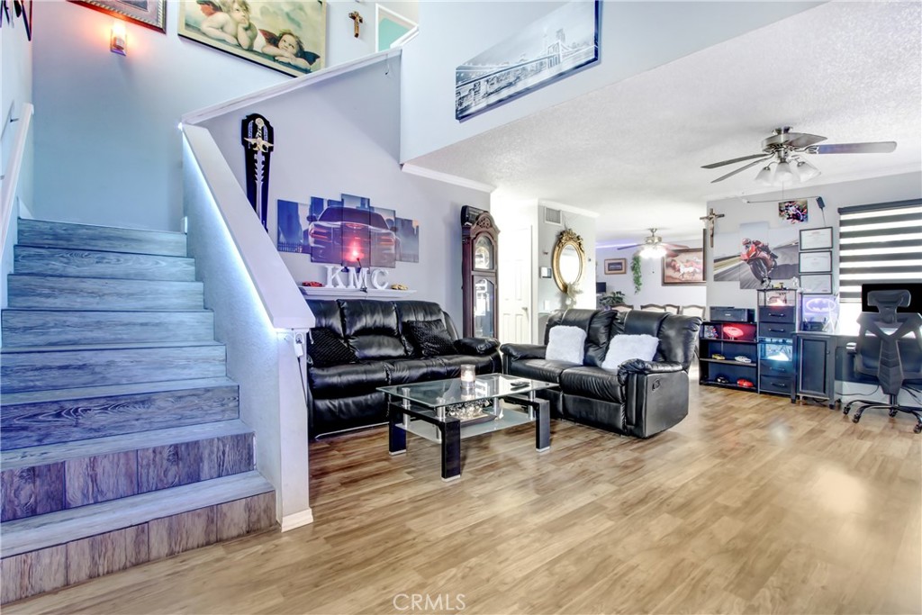 7801 Pinyon Avenue Property Photo 4