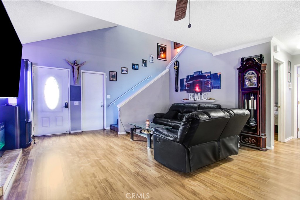 7801 Pinyon Avenue Property Photo 10