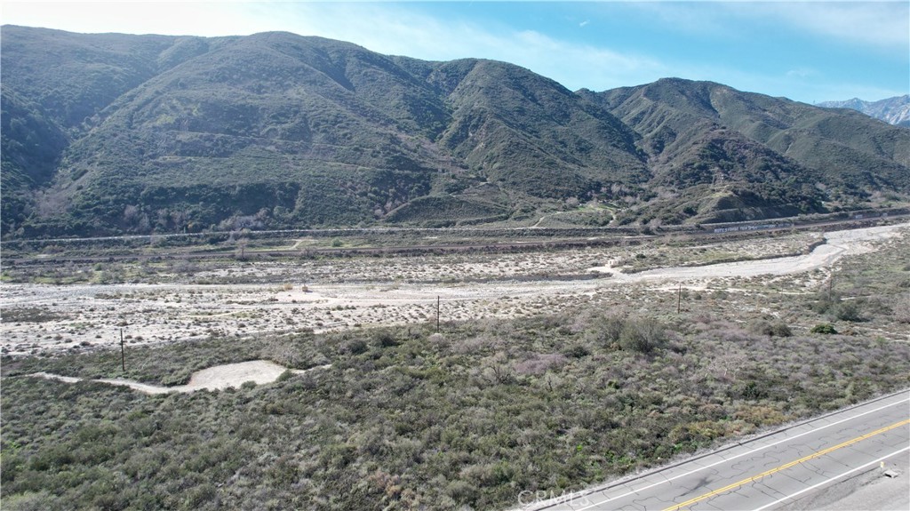 16397 Cajon Boulevard Property Photo 11