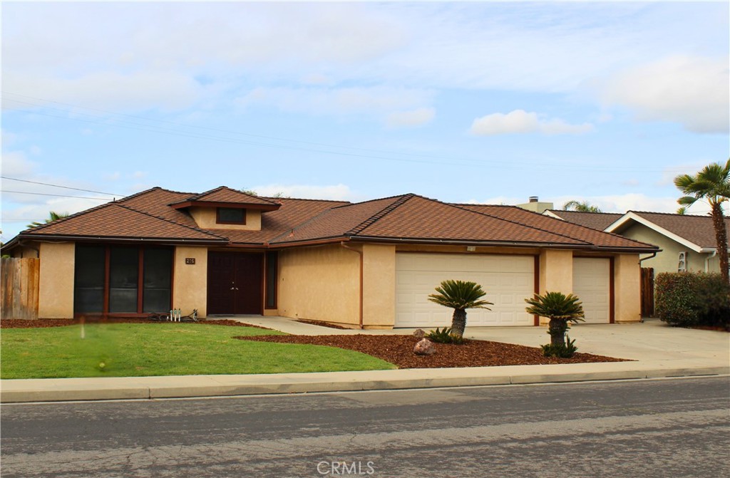 216 Palm Court Property Photo 2
