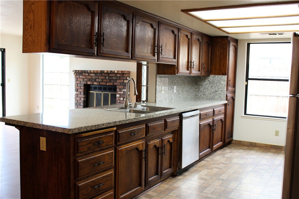 216 Palm Court Property Photo 7