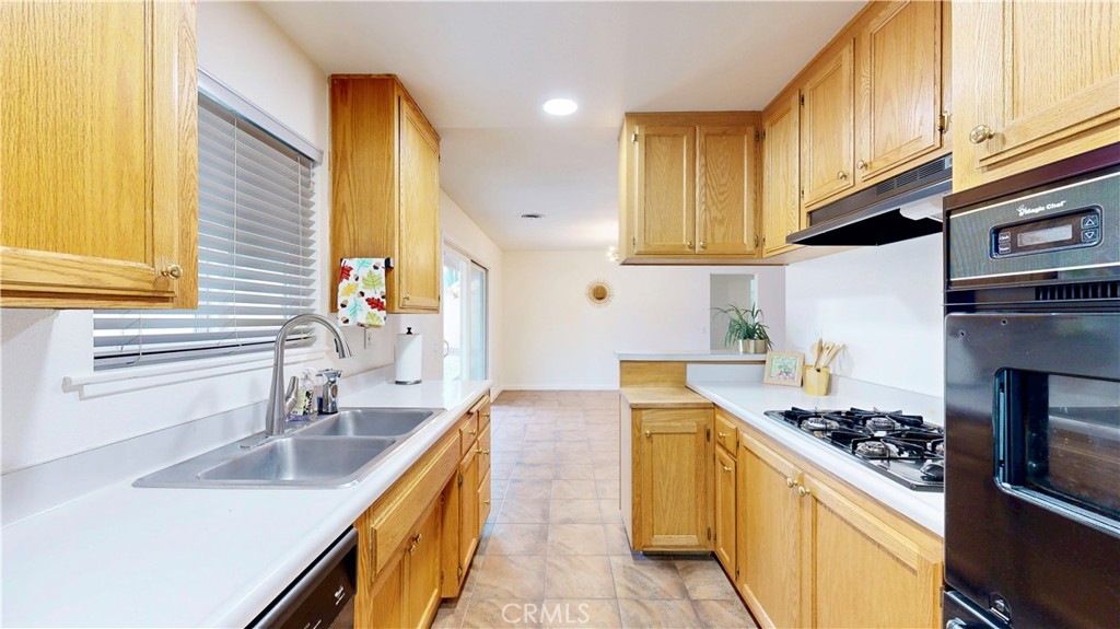7088 Beryl Street Property Photo 16