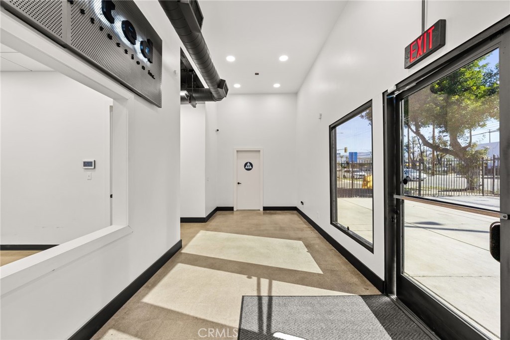 701 Texas Street Property Photo 8