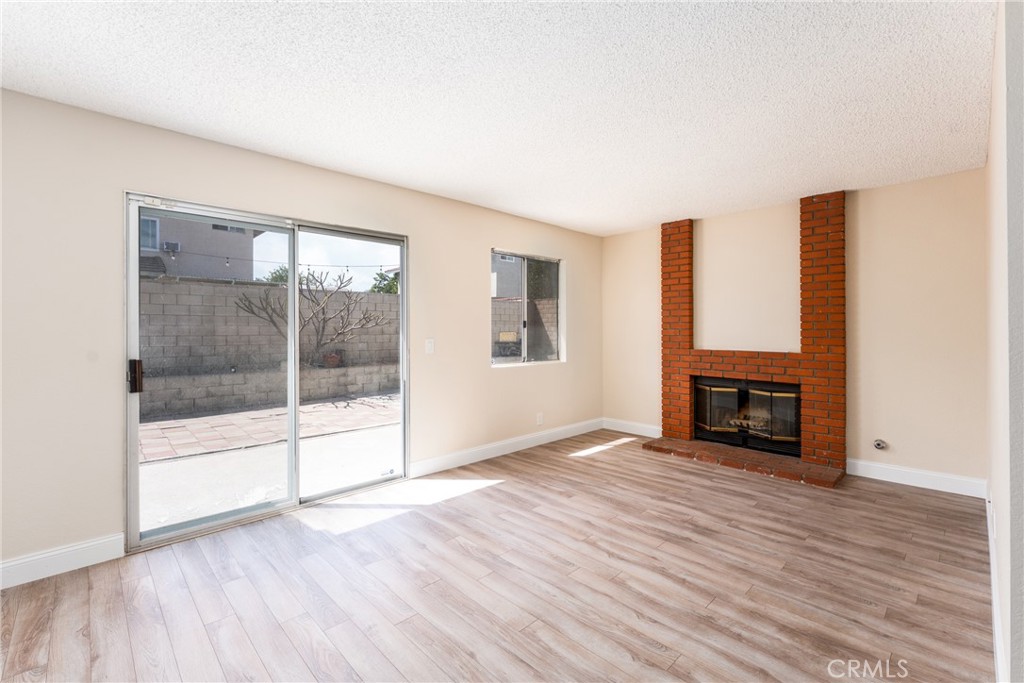 1076 N Ironwood Avenue Property Photo 34