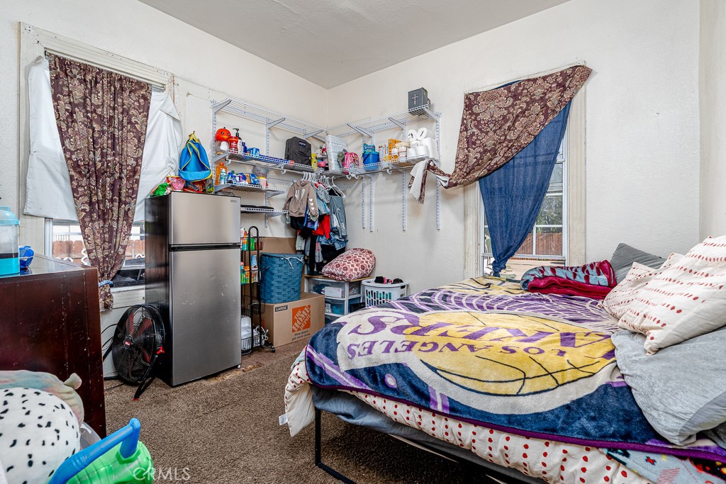 698 W 8th Street Property Photo 15