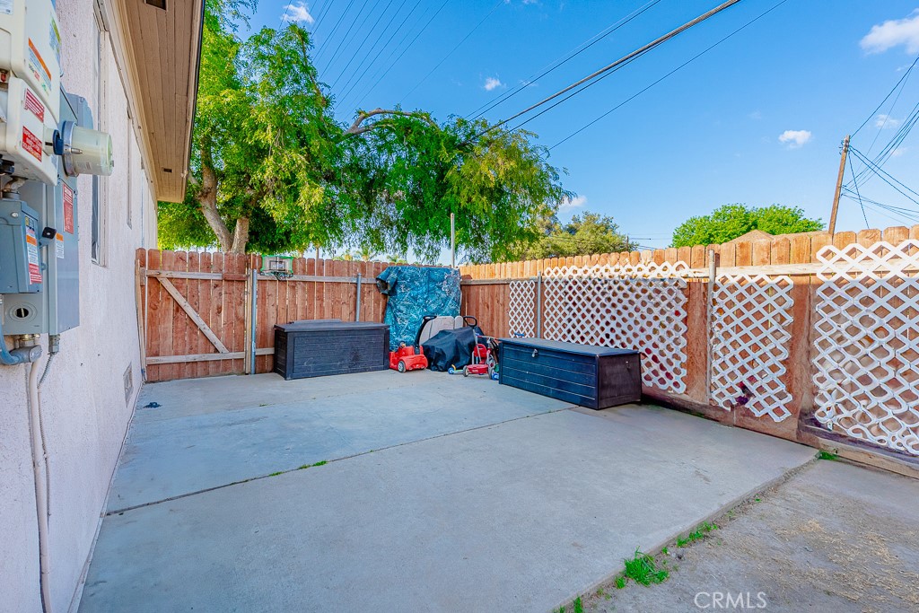 698 W 8th Street Property Photo 22