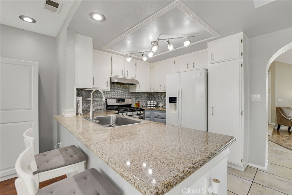 1014 W Pinedale Avenue Property Photo 12