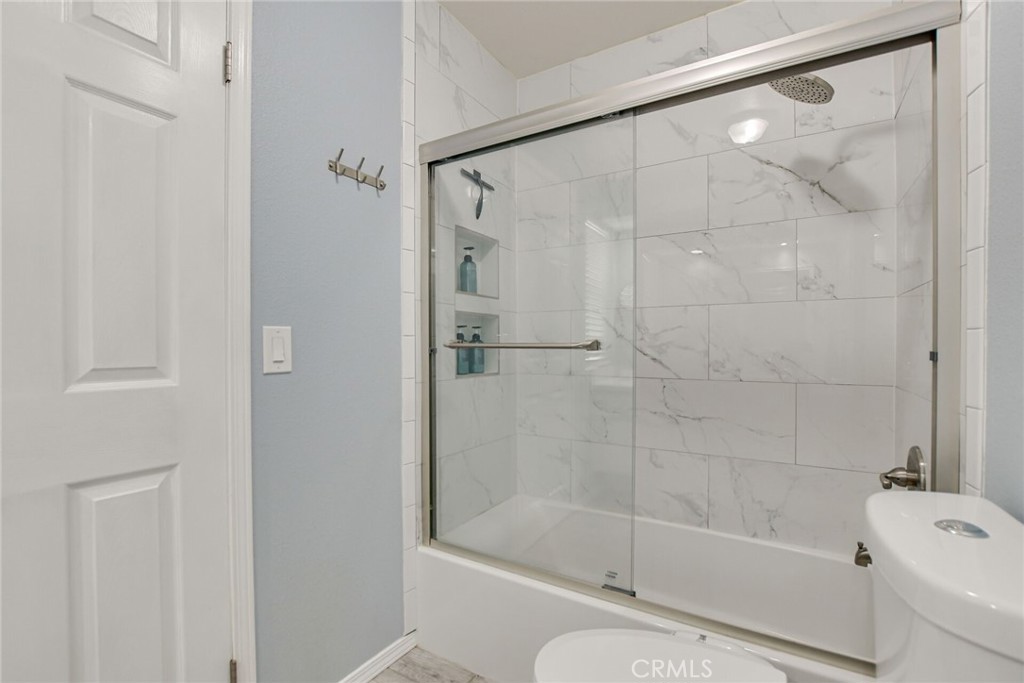 1014 W Pinedale Avenue Property Photo 27