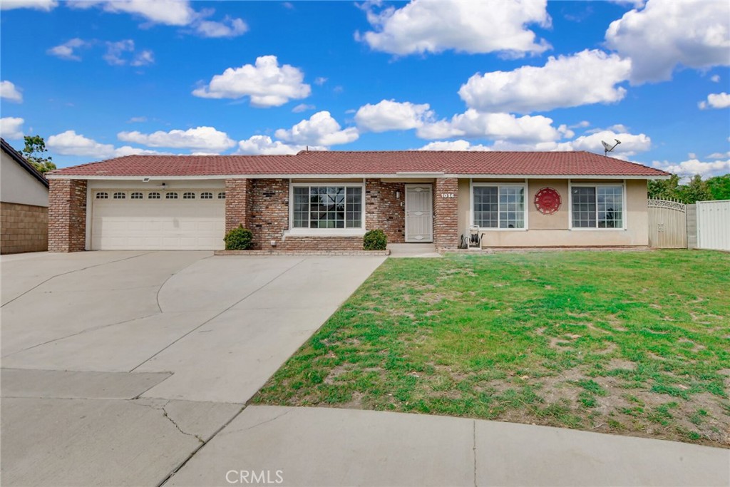 1014 W Pinedale Avenue Property Photo 34