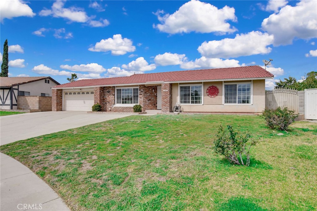 1014 W Pinedale Avenue Property Photo 35