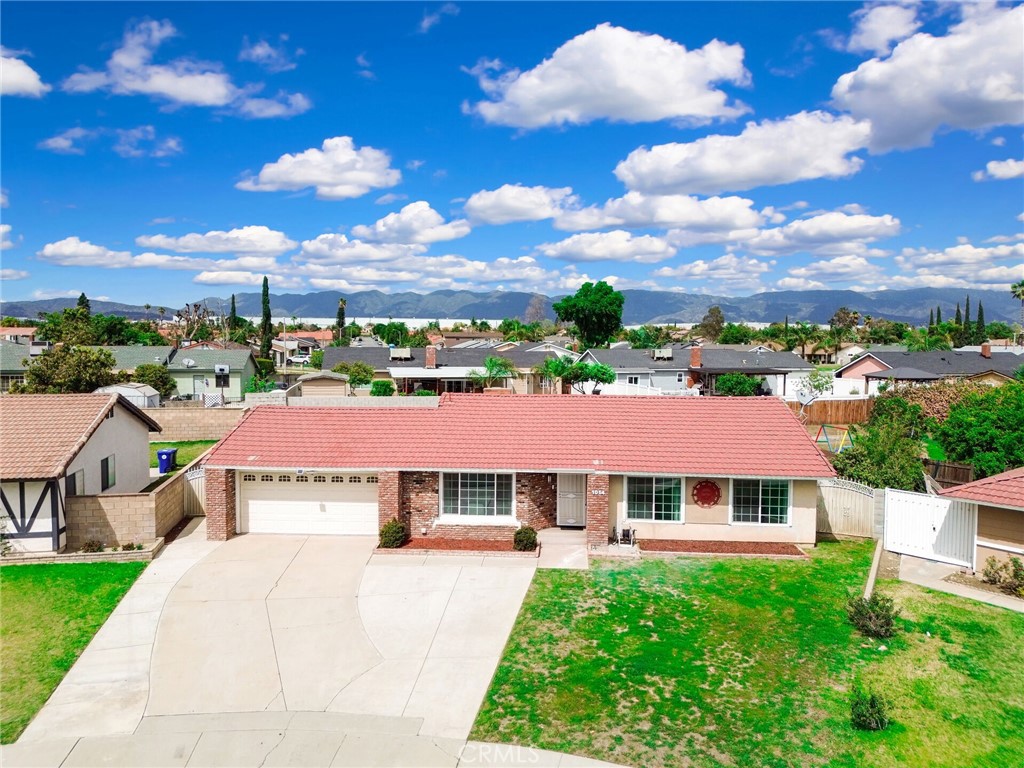 1014 W Pinedale Avenue Property Photo 36