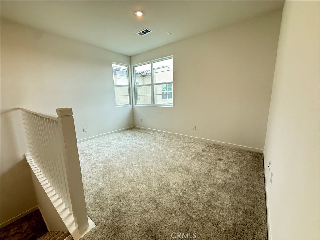 15746 Catrepillar Property Photo 3