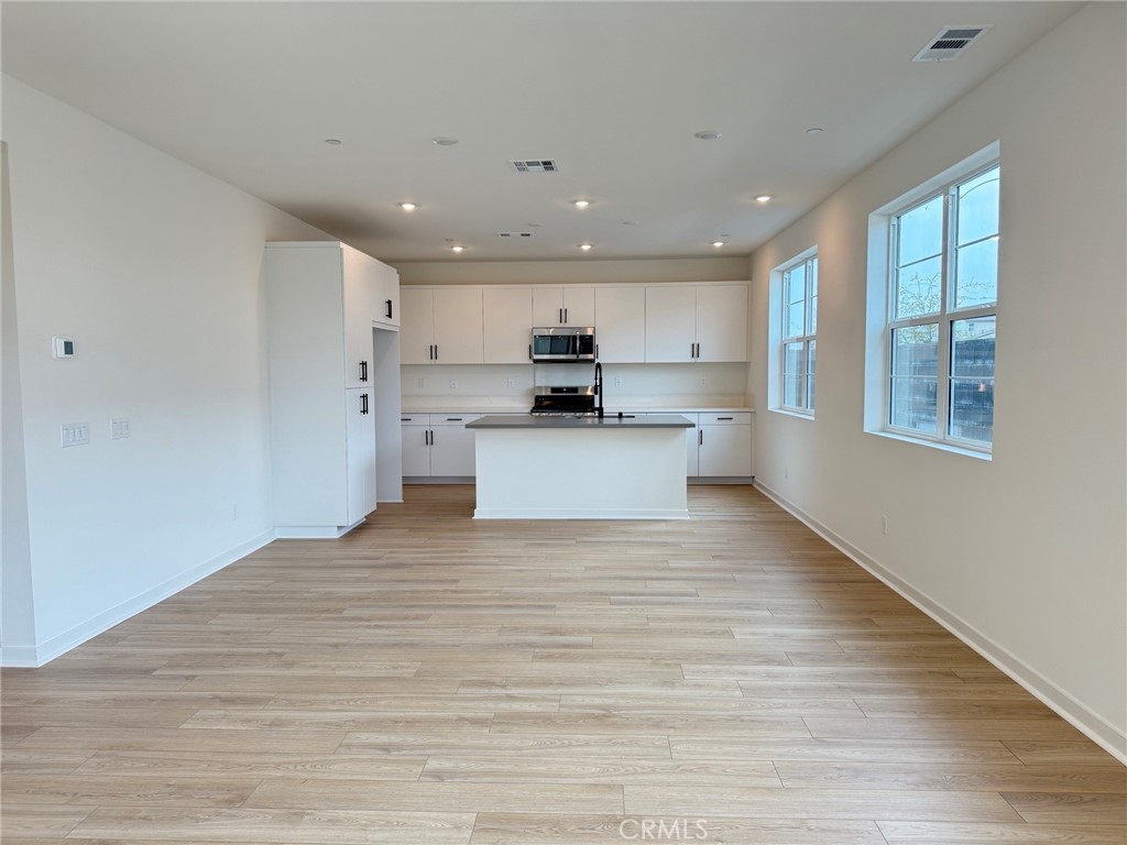 15746 Catrepillar Property Photo 7