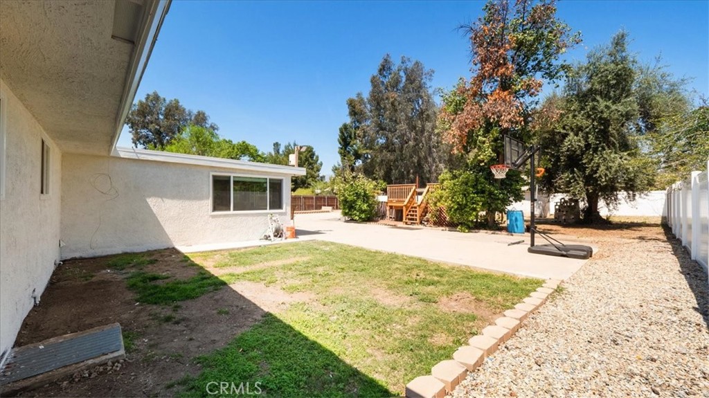 17756 Citron Avenue Property Photo 25