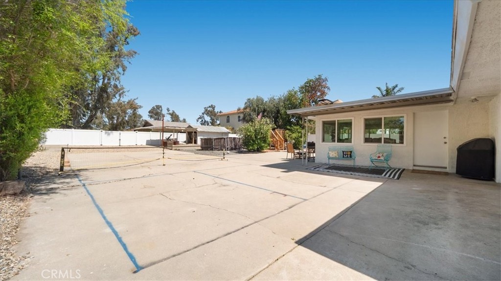 17756 Citron Avenue Property Photo 28