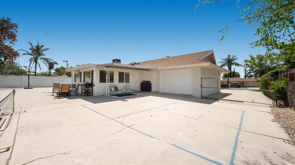17756 Citron Avenue Property Photo 30