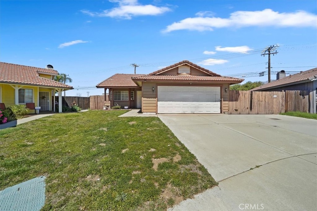 1774 Ash Court Property Photo 1