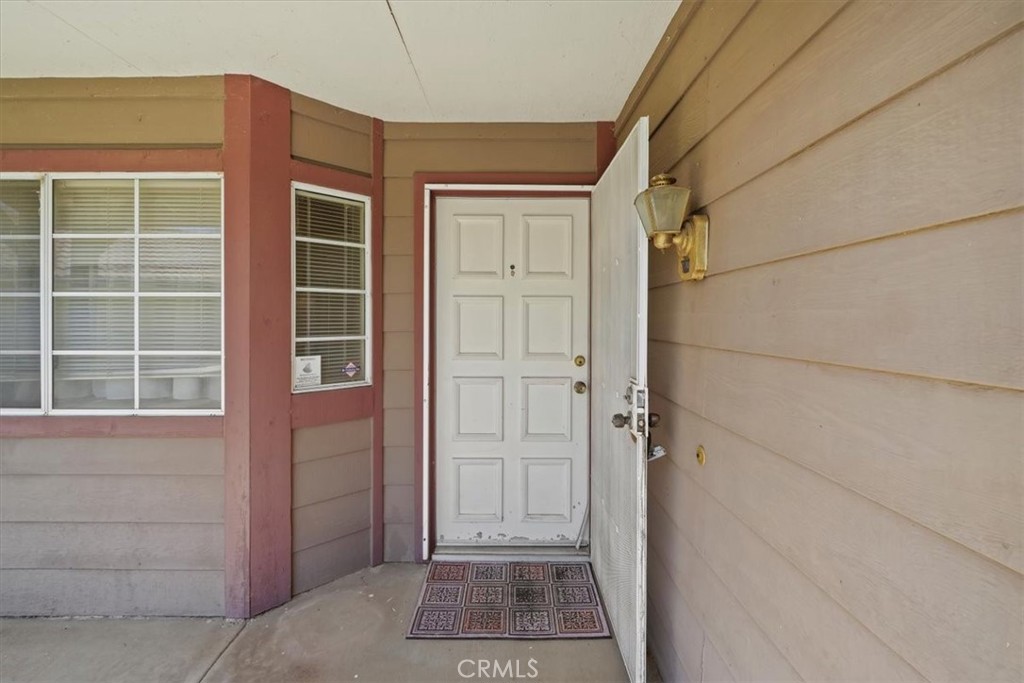 1774 Ash Court Property Photo 3