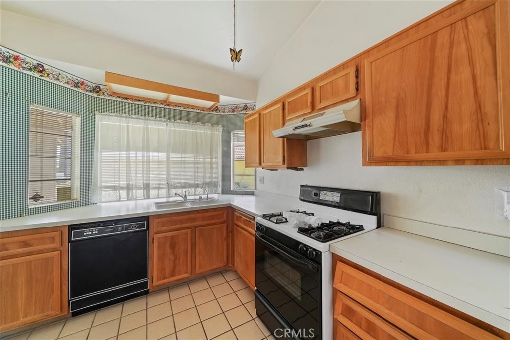 1774 Ash Court Property Photo 13