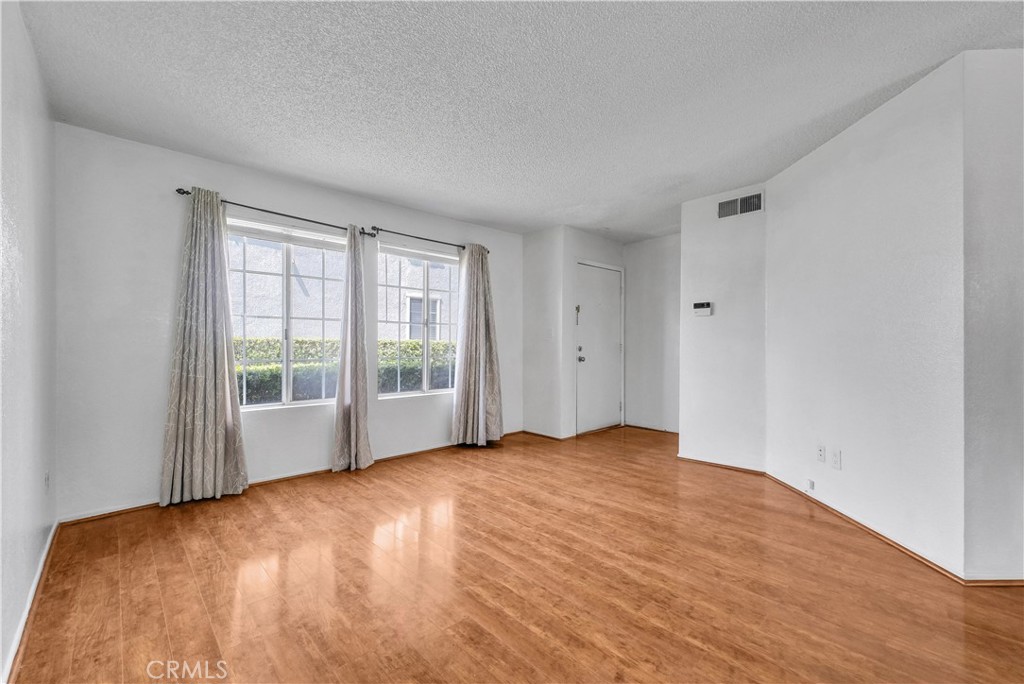 176 W Walnut Avenue F Property Photo 6
