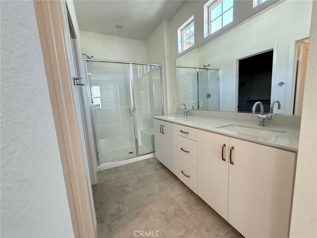 15903 Blue Copper Way Property Photo 3